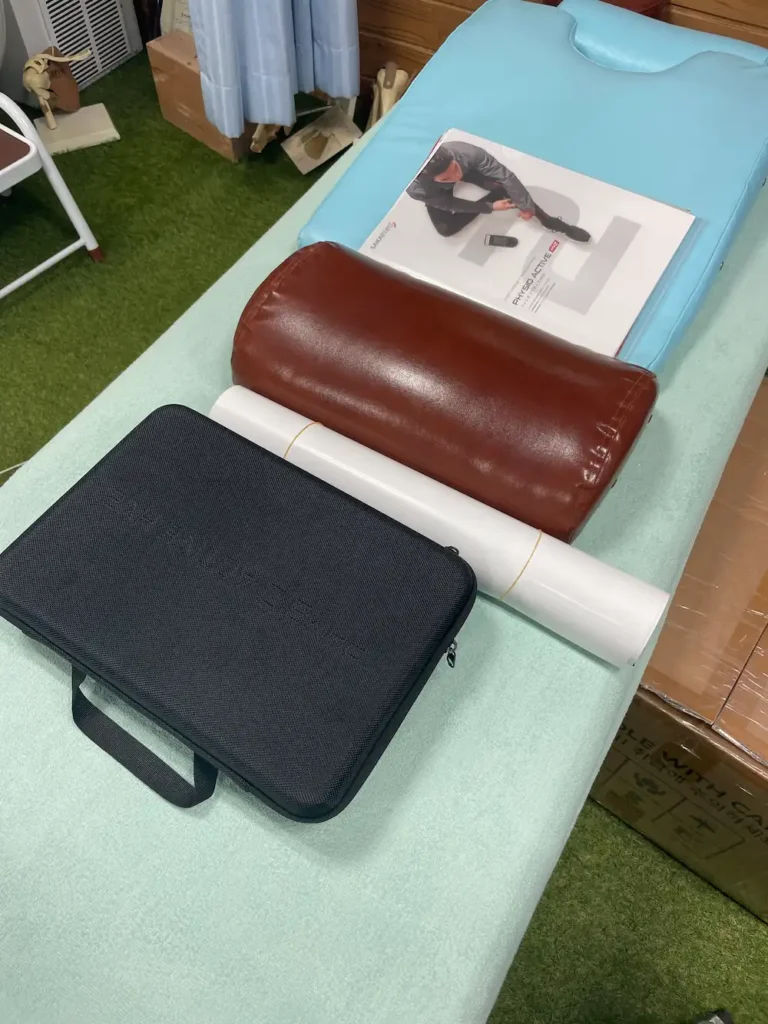 フィジオアクティブHV2　ハイボルテージ治療器　持ち運びポーチ付き